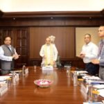 प्रधानमंत्री मोदी ओसीआई कार्ड धारकों के लिए नए पोर्टल की तारीफ करते हुए