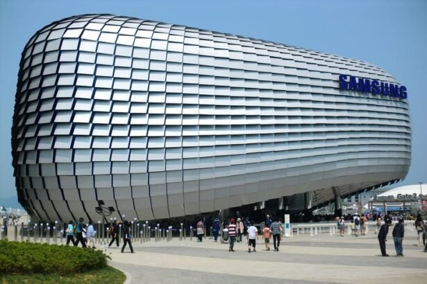 सैमसंग इंडिया ने सरकारी नोटिस पर जताया विरोध – प्रेस कॉन्फ्रेंस में कंपनी का बयान