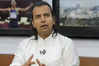 Ola इलेक्ट्रिक को पछाड़ते हुए TVS और Bajaj ने भारतीय EV बाजार में नंबर 1 की जगह हासिल की