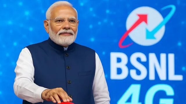 प्रधानमंत्री नरेंद्र मोदी ओडिशा से BSNL के स्वदेशी 4G नेटवर्क का शुभारंभ करते हुए, 97,500 मोबाइल टावरों का उद्घाटन करते हुए।