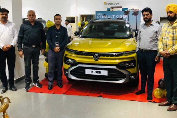 नई रेनो काइगर लॉन्चिंग एमजी चैरियट्स लखनऊ