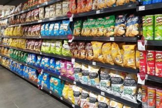 भारत का तेजी से बढ़ता नमकीन और Snack Market, देसी और विदेशी कंपनियों की दिलचस्पी