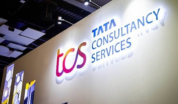TCS Q2 Results 2025 – टाटा कंसल्टेंसी सर्विसेज का तिमाही प्रदर्शन, प्रॉफिट में बढ़त और एआई रणनीति की घोषणा