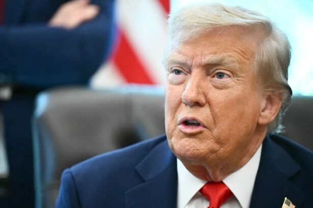 donald trump व्हाइट हाउस में भारत-पाक तनाव पर बयान देते हुए