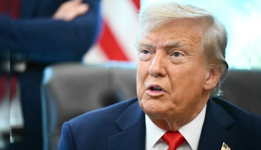 donald trump व्हाइट हाउस में भारत-पाक तनाव पर बयान देते हुए