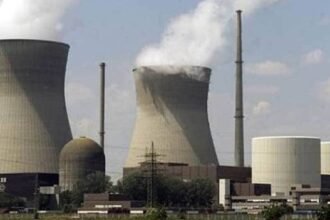 प्रधानमंत्री नरेंद्र मोदी के नेतृत्व में हुई केंद्रीय कैबिनेट बैठक का दृश्य, जहां परमाणु ऊर्जा क्षेत्र में निजी कंपनियों की भागीदारी को लेकर अहम फैसला लिया गया।