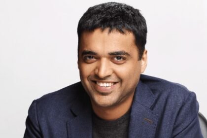 Zomato CEO दीपिंदर गोयल गिग वर्क मॉडल और डिलीवरी पार्टनरों की कमाई पर जानकारी देते हुए