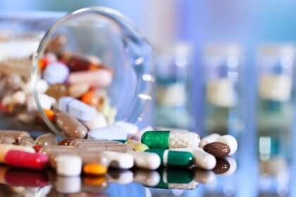 Indian pharma market growth 2026 with generic medicine challenge and top pharma stock