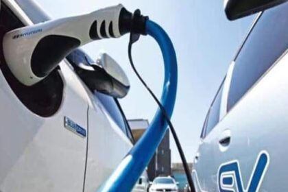 भारत में Cafe-3 उत्सर्जन मानकों पर चर्चा करते हुए ऊर्जा दक्षता ब्यूरो और ऑटो इंडस्ट्री प्रतिनिधि