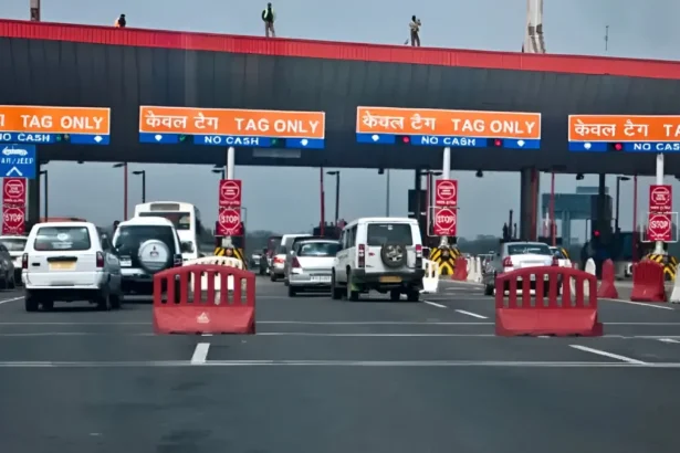 नेशनल हाईवे टोल के नए नियम, बिना भुगतान पर दोगुना जुर्माना और डिजिटल टोल सिस्टम