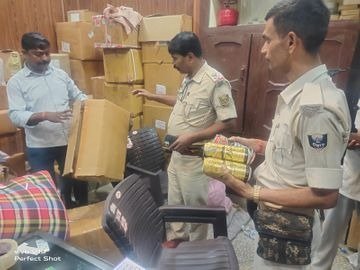 पटना के कंकड़बाग में सेलुलस फार्मा पर औषधि नियंत्रक विभाग की छापेमारी और दवाओं के भंडारण में मिली अनियमितताएं