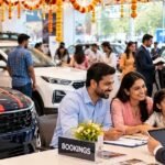 दिवाली 2026 से पहले कारों की बिक्री में तेजी, डीलर स्टॉक में कमी और मारुति सुजुकी व हुंडई की त्योहारी तैयारी